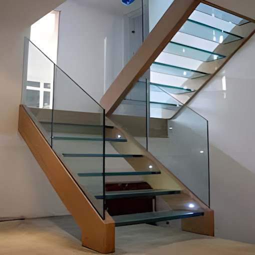 Vidraçaria Glass e Cia Sorocaba Box de Vidro Blindex escada de vidro em sorocaba